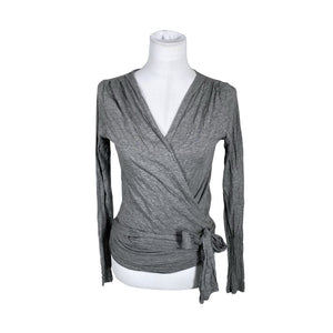 Unisex me&i - Trikotaažist pluus, suurus 36 - Hall (1)