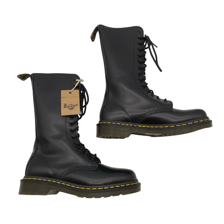Unisex Dr. Martens - Poolsaapad, suurus 39 - Must ()
