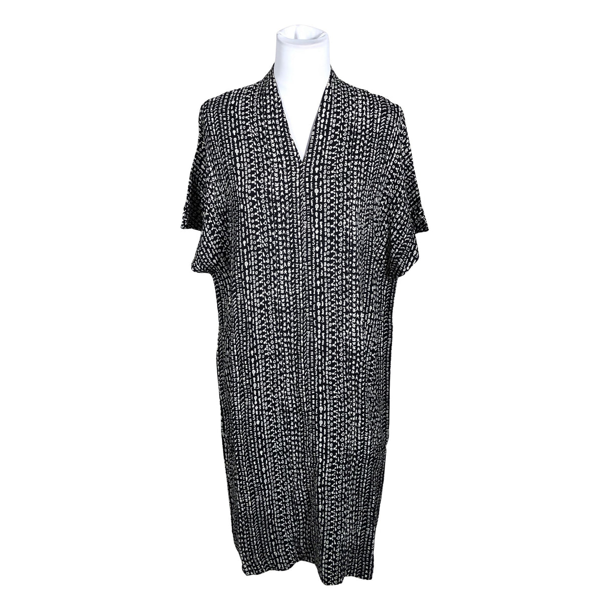 Unisex Marimekko - Mitteveniv kleit, suurus 38 - Must (1)