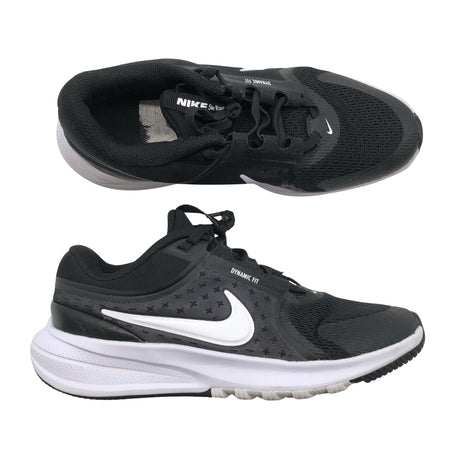 Unisex Nike - Jooksujalanõud, suurus 37 - Must ()