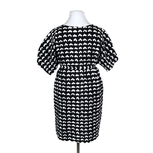 Unisex Marimekko - Mitteveniv kleit, suurus 44 - Must (2)