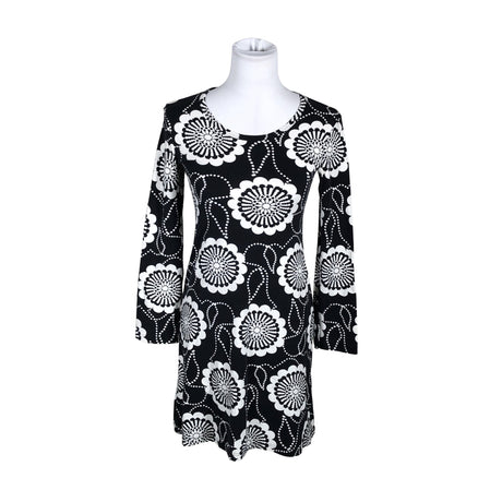 Unisex Nanso - Trikotaažist kleit, suurus 34 - Must ()