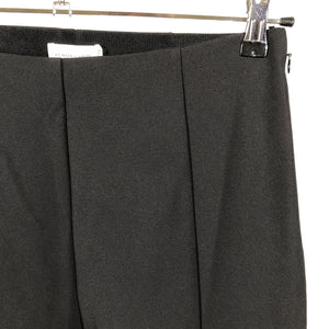 Unisex by Malene Birger - Mittevenivad püksid, suurus 42 - Must (2)