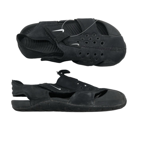Unisex Nike - Rihmikud, suurus 26 - Must ()