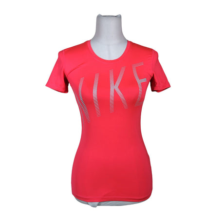Unisex Nike - Spordisärk, lühikesed käised, suurus 38 - Punane ()
