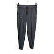 Unisex Under Armour - Spordipüksid, suurus 34 - Hall ()