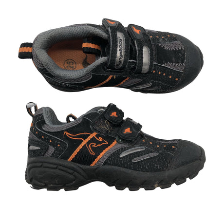 Unisex Kangaroos - Tossud, suurus 25 - Must ()