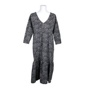 Unisex Aarrelabel - Trikotaažist kleit, suurus 40 - Must (1)