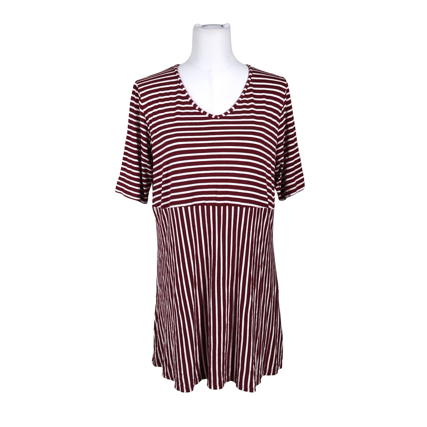 Unisex Nanso - Trikotaažist kleit, suurus 38 - Veinipunane (1)
