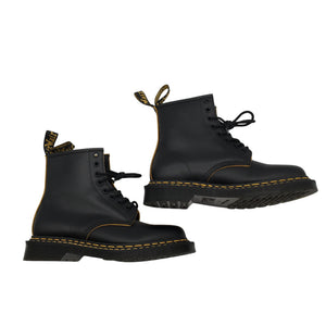 Unisex Dr. Martens - Nööridega saapad, suurus 39 - Must (1)