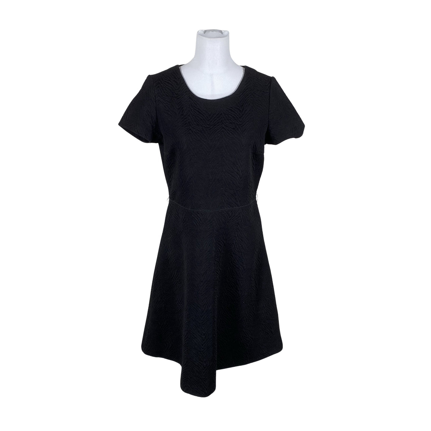 Unisex Hugo Boss - Pliiatskleit, suurus 40 - Must (1)