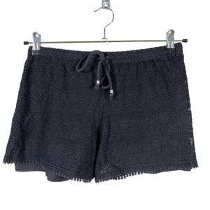 Unisex Vince Camuto - Lühikesed püksid, suurus 34 - Must (1)