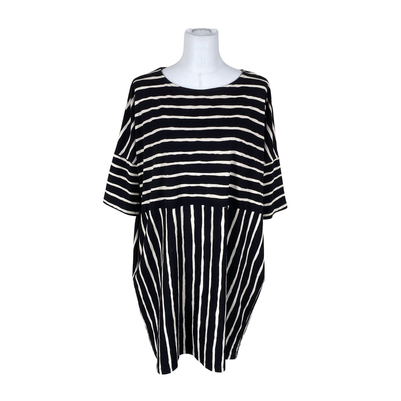 Unisex Neulomo - Trikotaažist kleit, suurus 40 - Must (1)