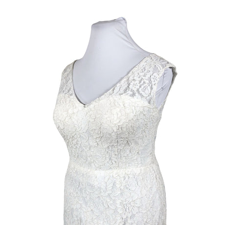 Unisex Dazzling - Pidulik kleit, suurus 42 - Valge (2)