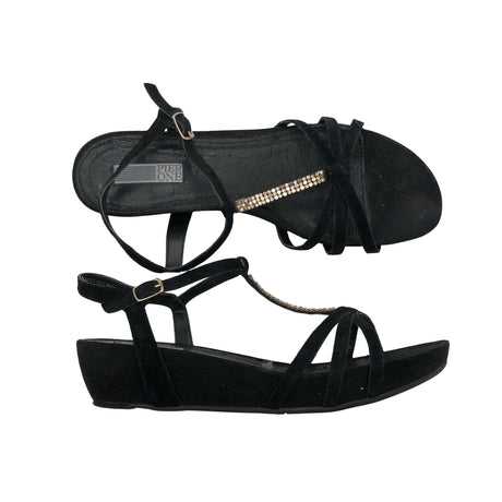 Unisex Pier One - Kiilkontsaga rihmikud, suurus 42 - Must ()
