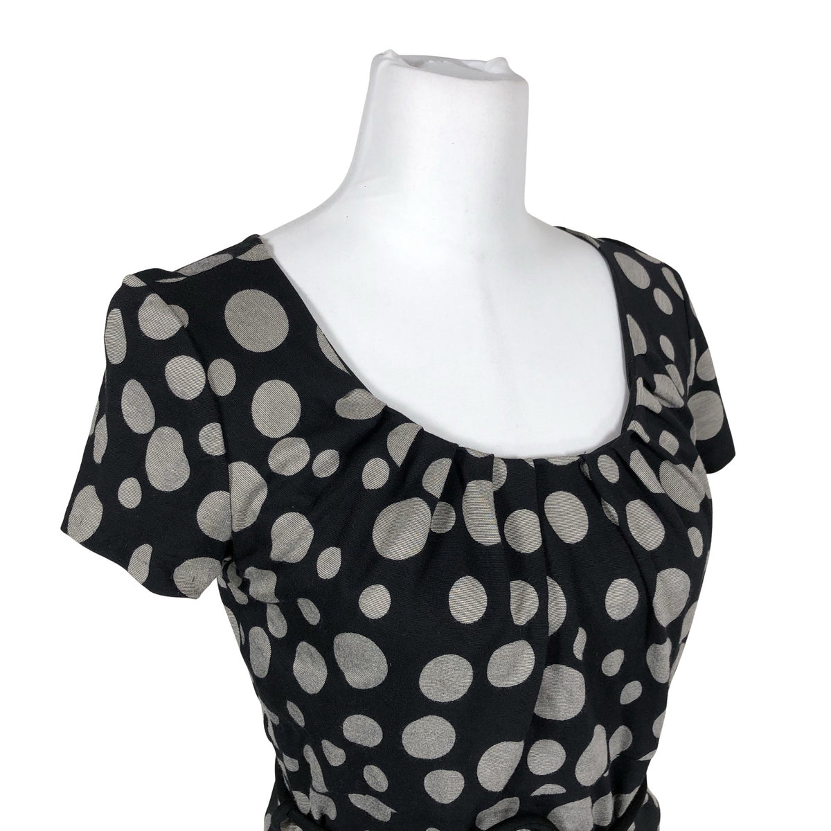 Unisex Armani Collezioni - Trikotaažist kleit, suurus 40 - Must (3)