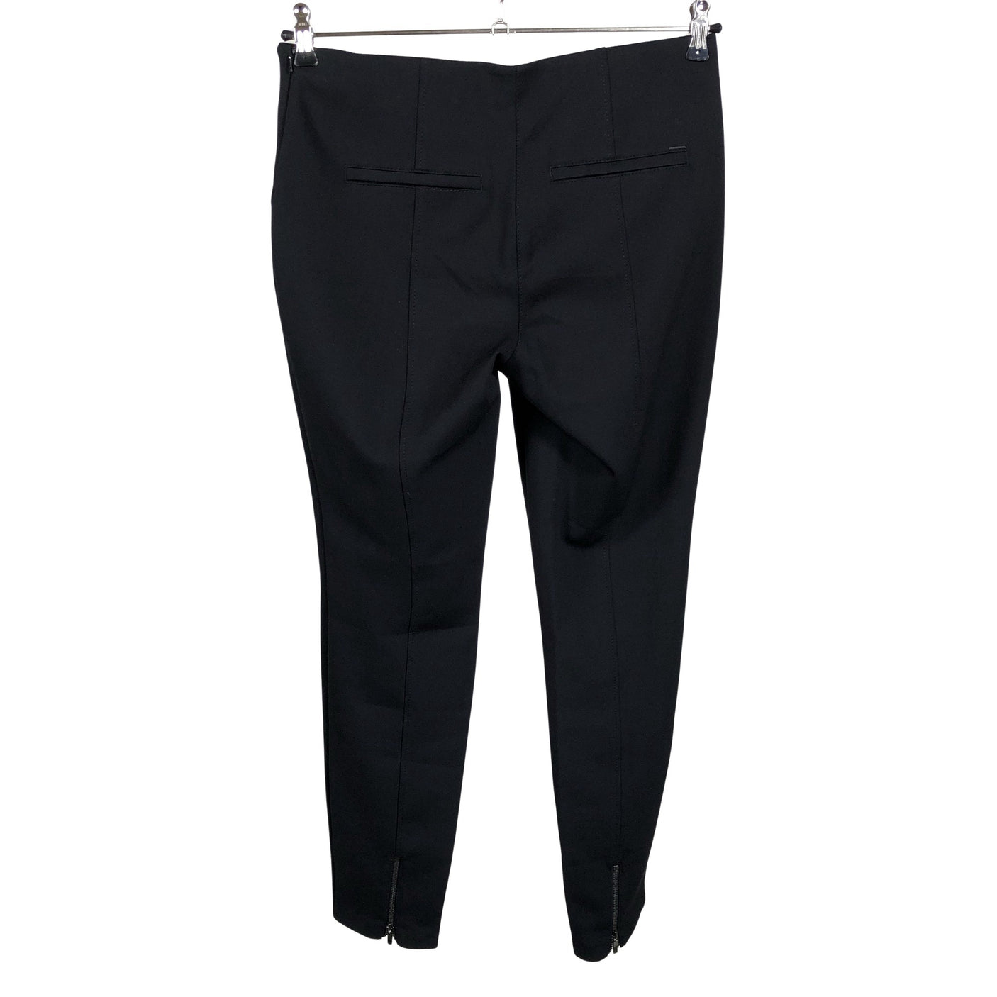 Unisex MAC - Mittevenivad püksid, suurus 40 - Must (2)