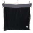 Unisex Adidas - Dressikangast seelik, suurus 42 - Must ()