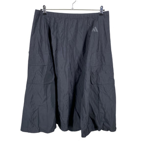 Unisex Adidas - Spordiseelik, suurus 42 - Must (1)