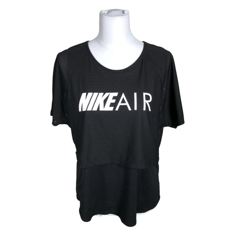 Unisex Nike - Spordisärk, lühikesed käised, suurus 40 - Must ()