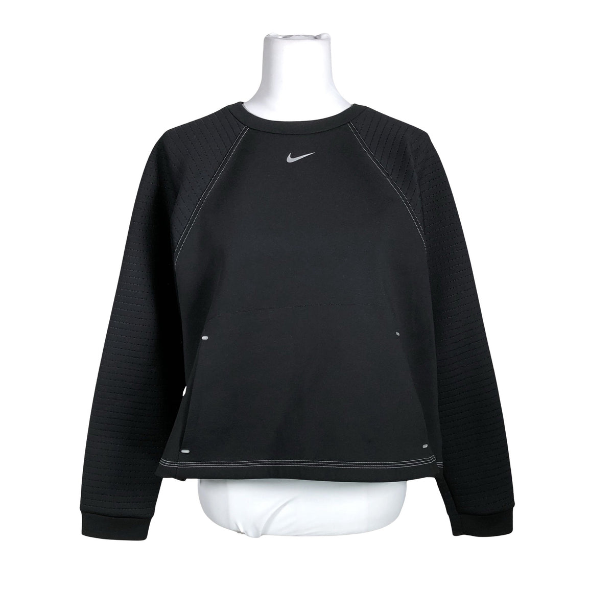 Unisex Nike - Spordisärk, pikad käised, suurus 40 - Must (1)