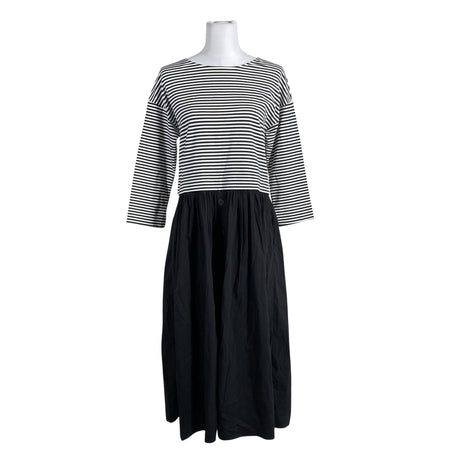 Unisex Kuusama - Trikotaažist kleit, suurus 36 - Valge ()