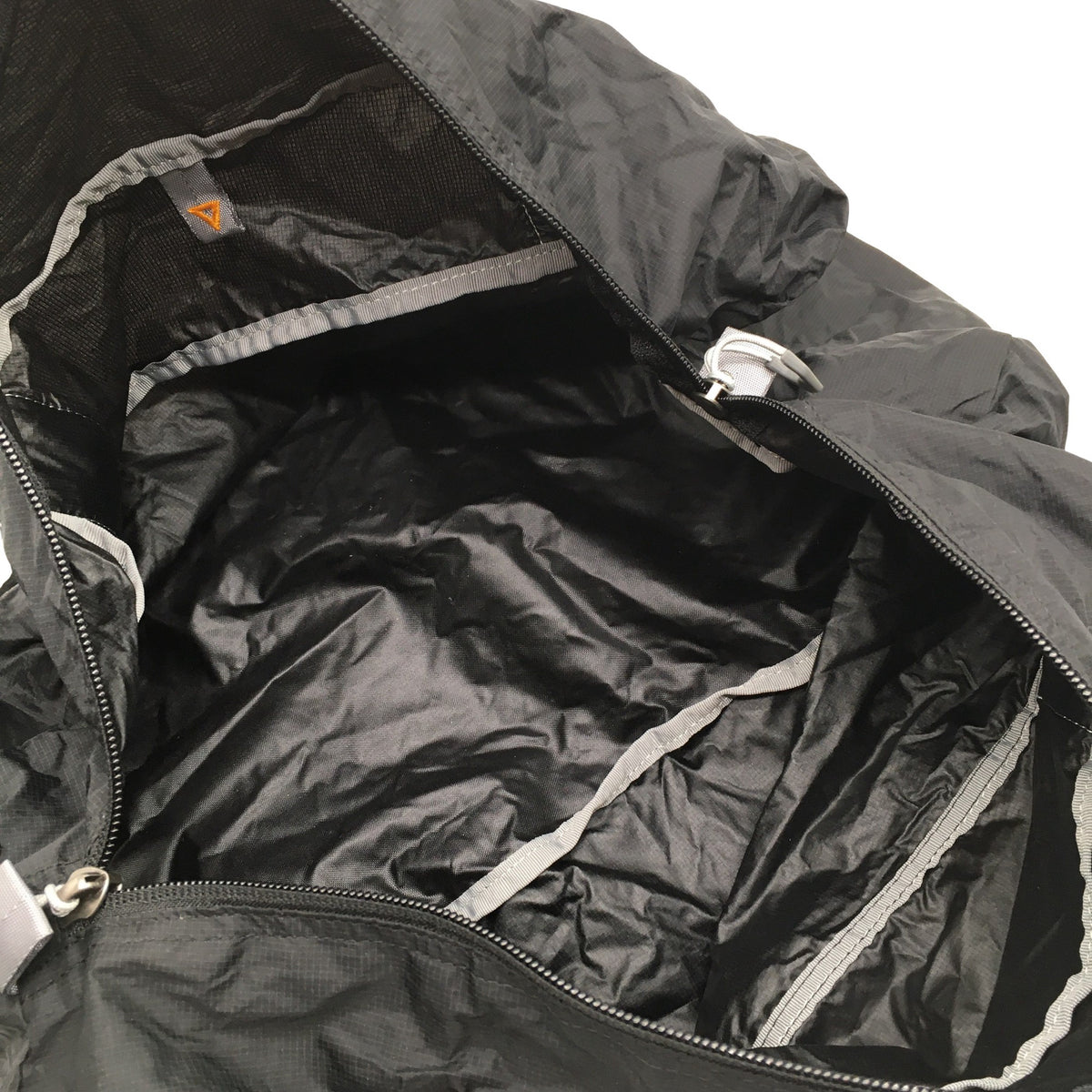 Unisex Jack Wolfskin - Spordikott, suurus Midi - Must (2)