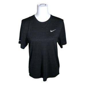 Unisex Nike - Spordisärk, lühikesed käised, suurus 36 - Must (1)