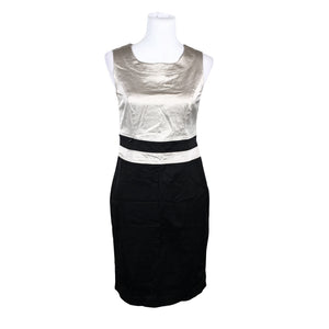 Unisex Muotikuu - Mitteveniv kleit, suurus 34 - Beige (1)