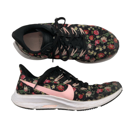 Unisex Nike - Tossud, suurus 38 - Must ()