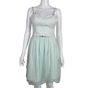 Unisex Chi Chi London - Pidulik kleit, suurus 36 - Roheline (1)