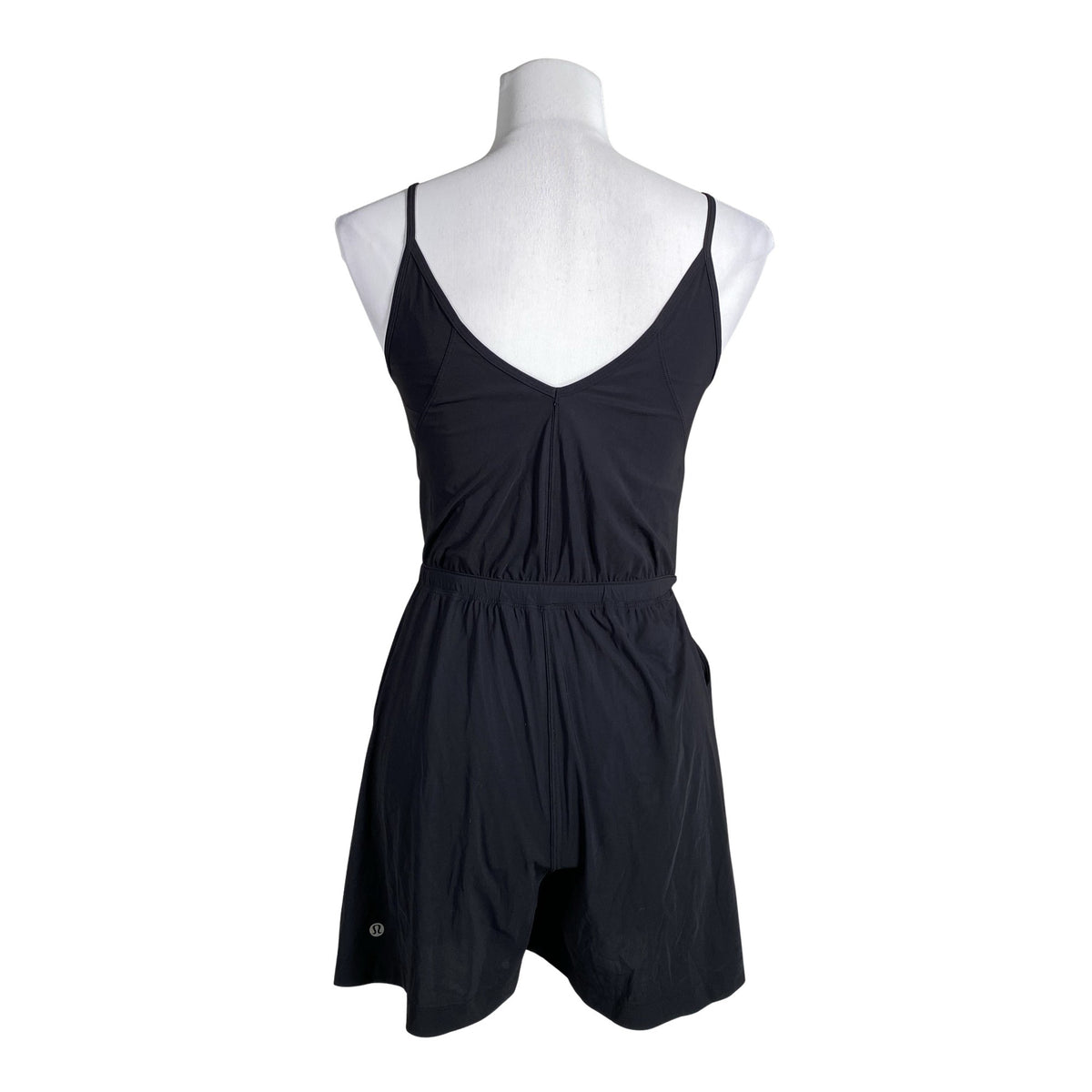 Unisex Lululemon - Lühike pükskostüüm, suurus 34 - Must (2)