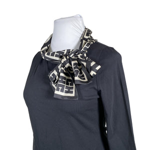 Unisex Carolina Herrera - Trikotaažist pluus, suurus 42 - Must (2)