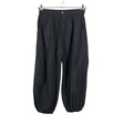 Unisex Gu - Mittevenivad püksid, suurus 40 - Must ()