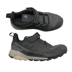 Unisex Adidas - Tossud, suurus 34 - Must (1)