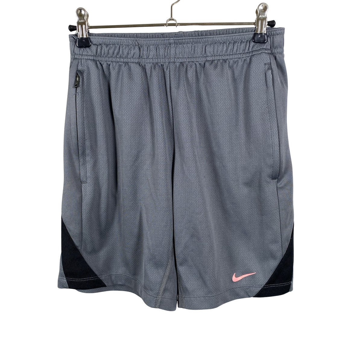 Unisex Nike - Lühikesed spordipüksid, suurus 146 - 152 - Hall (1)