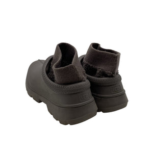 Unisex Ugg - Poolsaapad, suurus 37 - Hall (2)