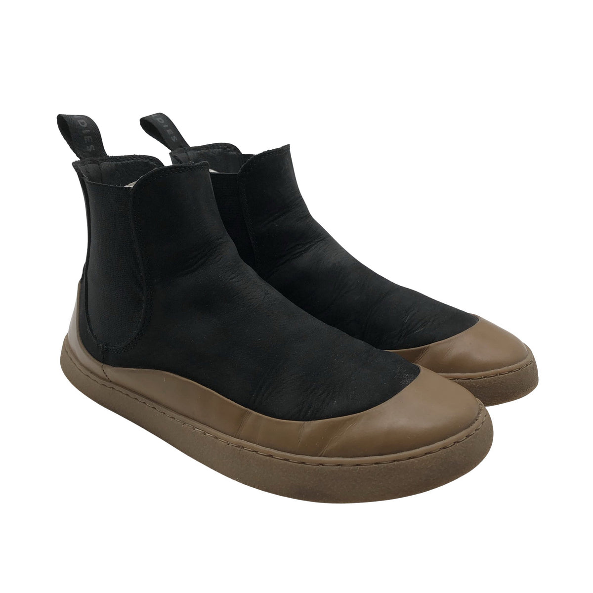 Unisex Groundies - Poolsaapad, suurus 38 - Must (2)