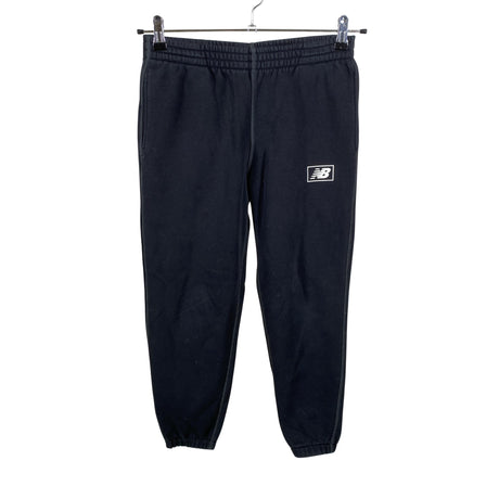 Unisex New Balance - Dressikangast püksid, suurus 152 - 158 - Must ()
