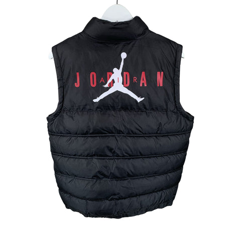 Unisex Jordan (Nike) - Õuevest, suurus 170 - 176 - Must (2)
