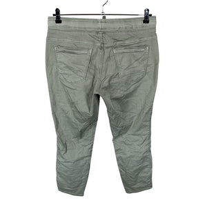 Unisex Red Button - Mittevenivad püksid, suurus 40 - Roheline (2)