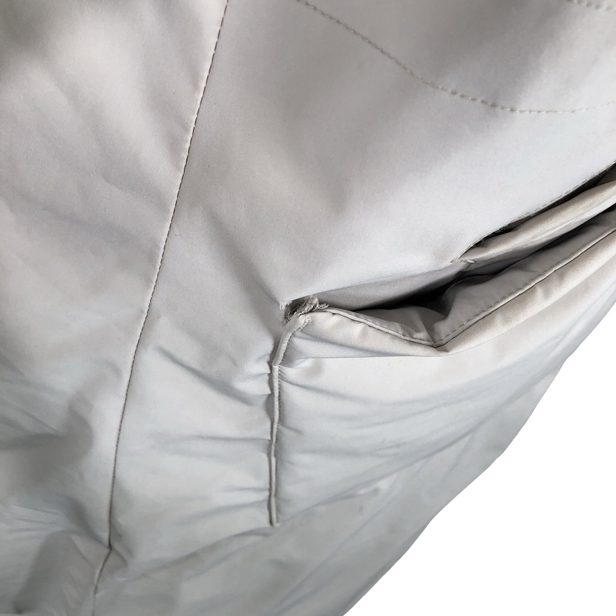 Unisex Gianfranco Ferre - Talvejope, suurus 40 - Hall (3)