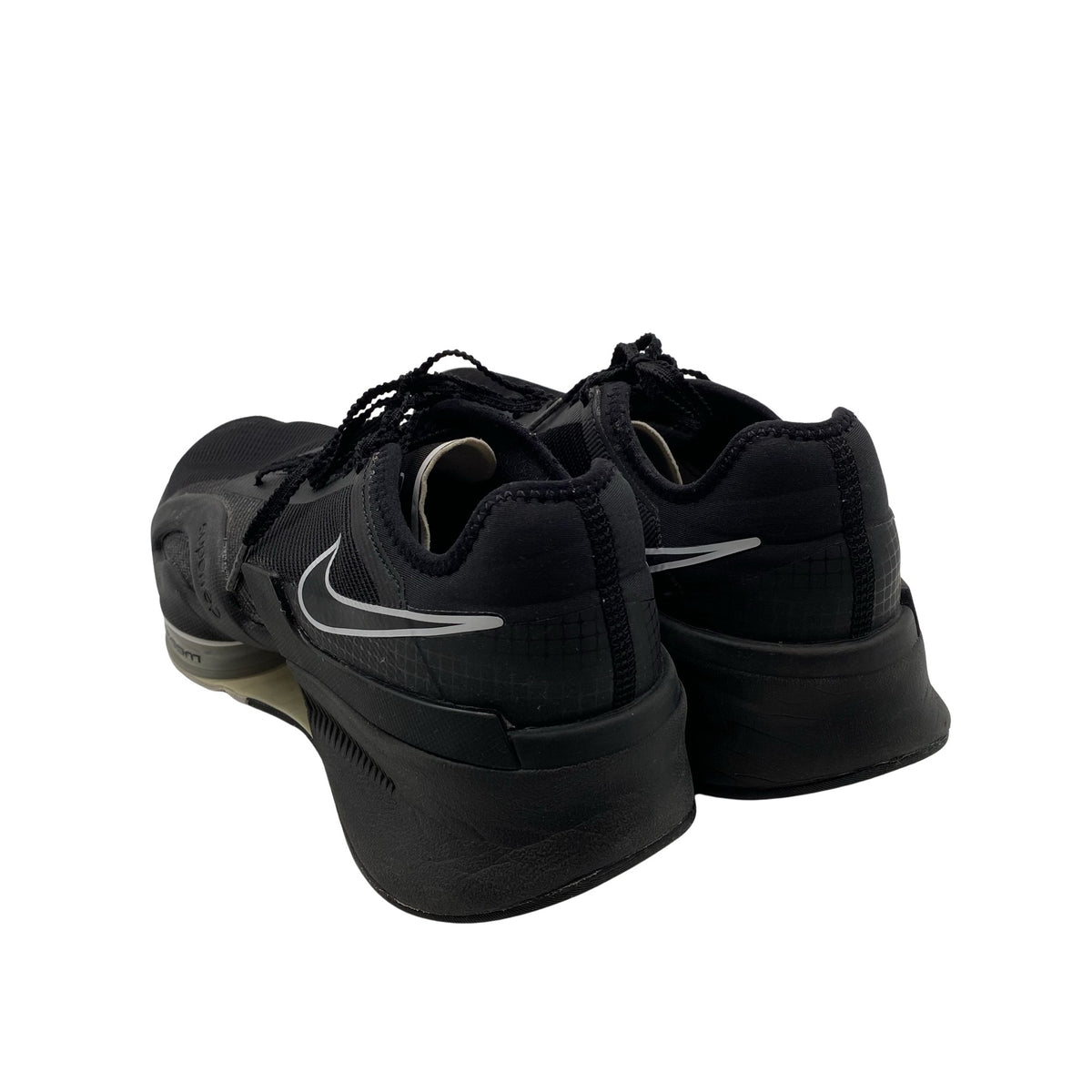 Unisex Nike - Tossud, suurus 41 - Must (2)