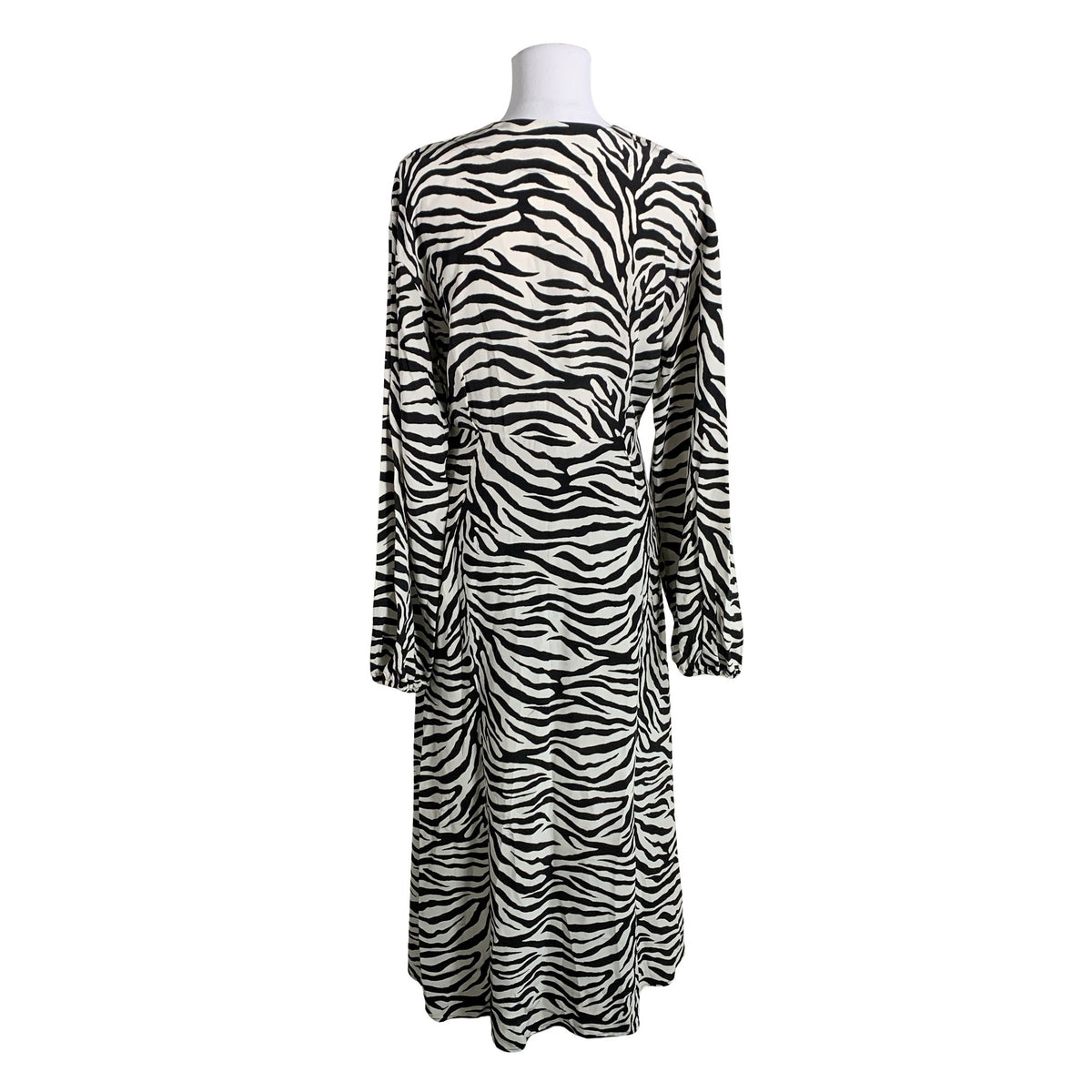 Unisex Gestuz - Maksikleit, suurus 38 - Must (2)