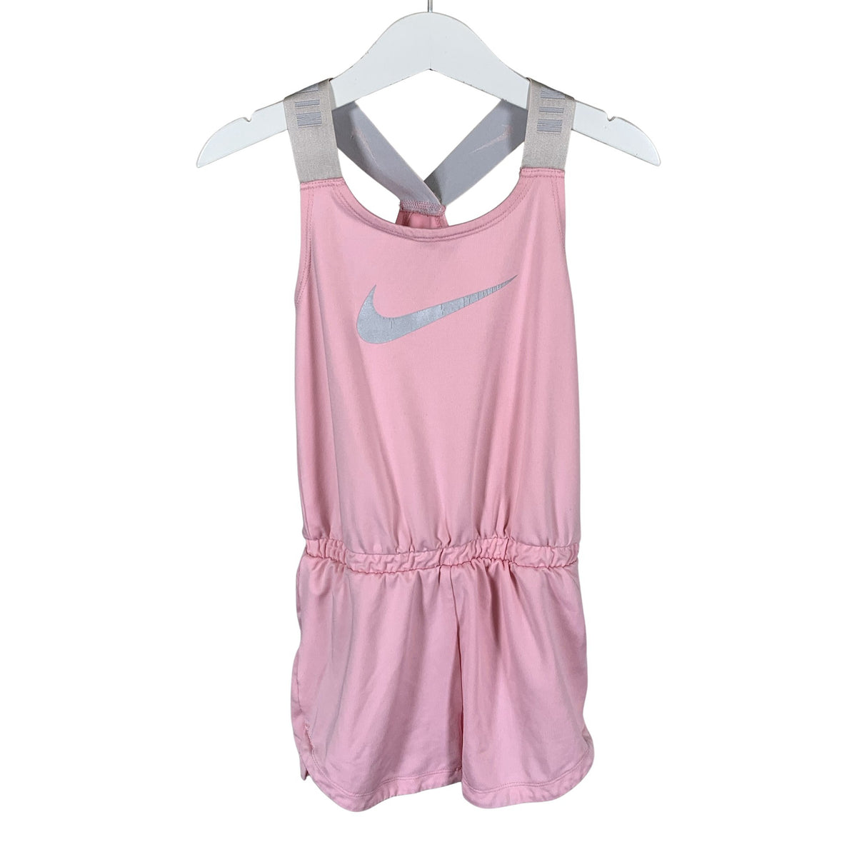 Unisex Nike - Lühike pükskostüüm, suurus 104 - 110 - Heleroosa (1)