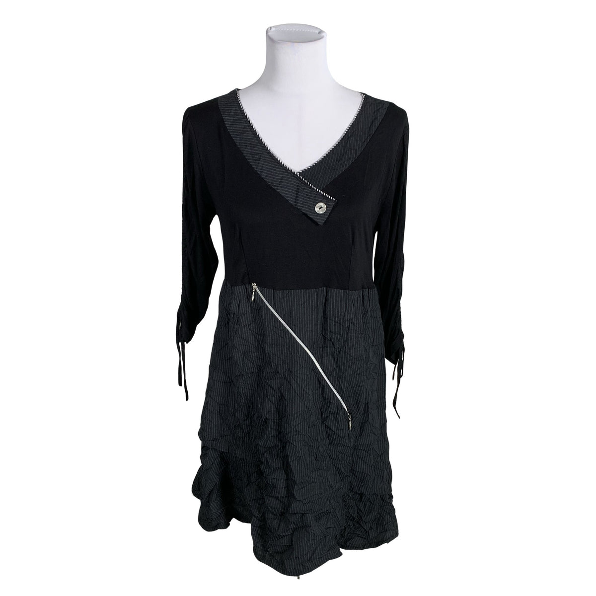 Unisex Wearhouse - Mitteveniv kleit, suurus 40 - Must (1)
