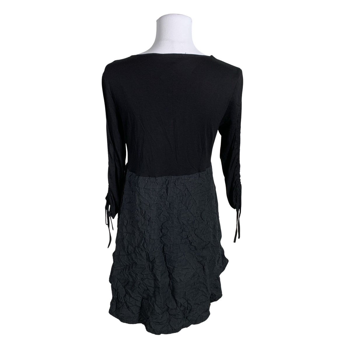 Unisex Wearhouse - Mitteveniv kleit, suurus 40 - Must (2)