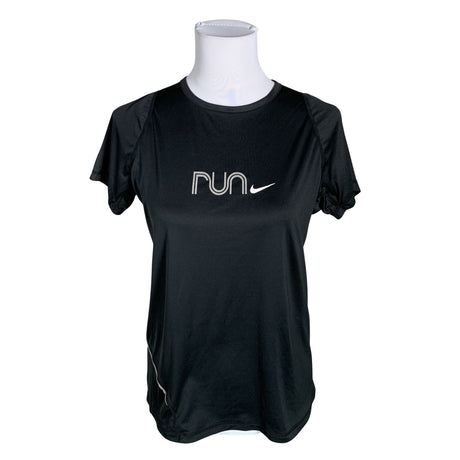 Unisex Nike - Spordisärk, lühikesed käised, suurus 38 - Must ()