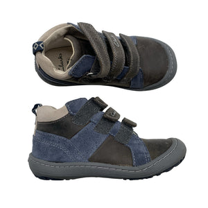 Unisex Clarks - Poolsaapad, suurus 29 - Hall (1)