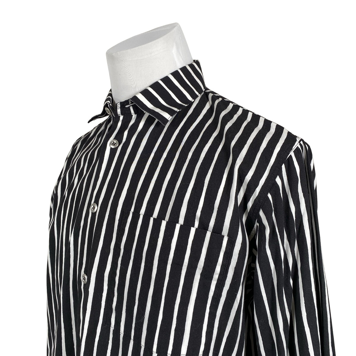 Unisex Marimekko - Triiksärk, suurus M - Must (2)